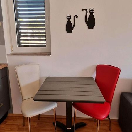 Frida Apartamento Pula Exterior foto