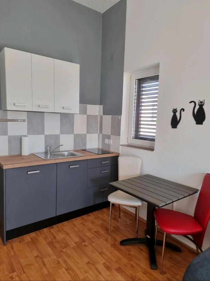 Frida Apartamento Pula Exterior foto